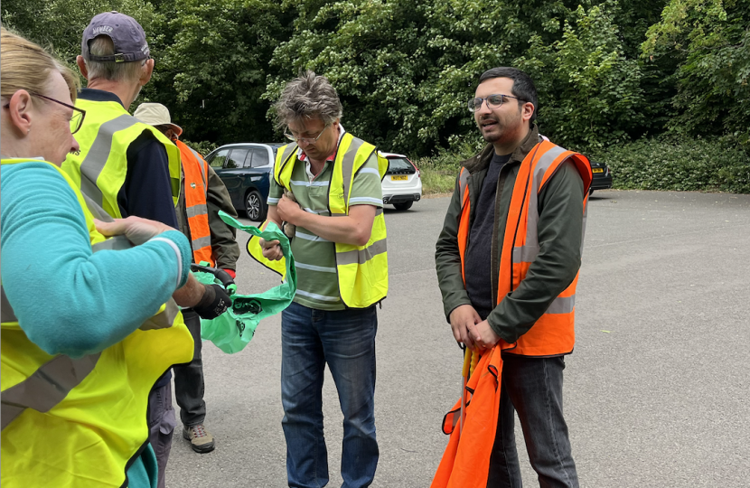 Litter picking in Dorridge