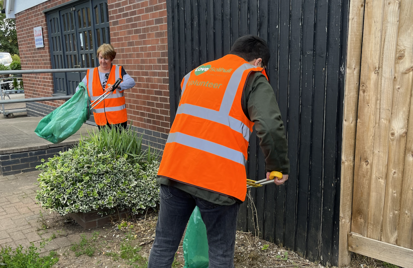 Litter picking in Marston Green